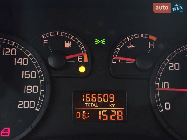 Серый Фиат Пунто, объемом двигателя 1.2 л и пробегом 166 тыс. км за 3600 $, фото 13 на Automoto.ua