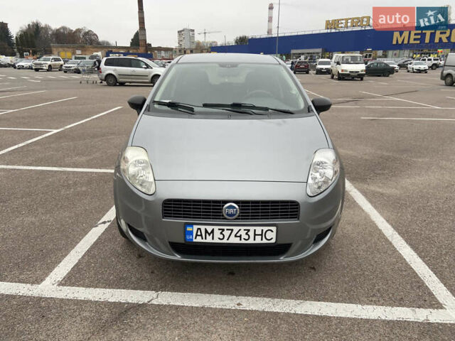 Серый Фиат Пунто, объемом двигателя 1.24 л и пробегом 185 тыс. км за 4000 $, фото 3 на Automoto.ua