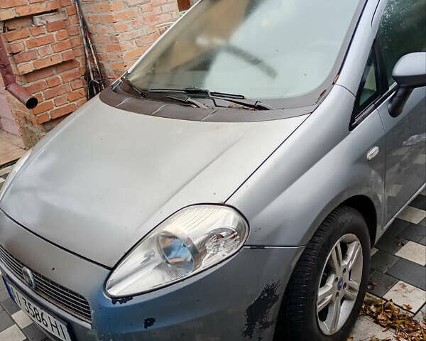 Серый Фиат Пунто, объемом двигателя 1.4 л и пробегом 100 тыс. км за 3000 $, фото 5 на Automoto.ua