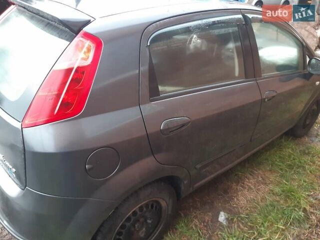 Серый Фиат Пунто, объемом двигателя 1.25 л и пробегом 280 тыс. км за 1000 $, фото 4 на Automoto.ua