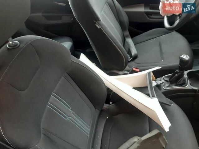 Серый Фиат Пунто, объемом двигателя 1.25 л и пробегом 280 тыс. км за 1000 $, фото 6 на Automoto.ua