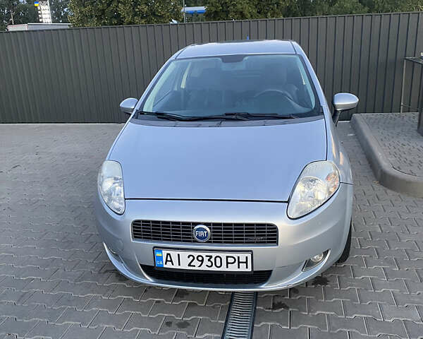 Сірий Фіат Пунто, об'ємом двигуна 1.24 л та пробігом 350 тис. км за 2999 $, фото 8 на Automoto.ua