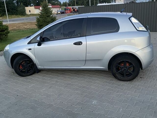 Сірий Фіат Пунто, об'ємом двигуна 1.2 л та пробігом 350 тис. км за 2999 $, фото 1 на Automoto.ua