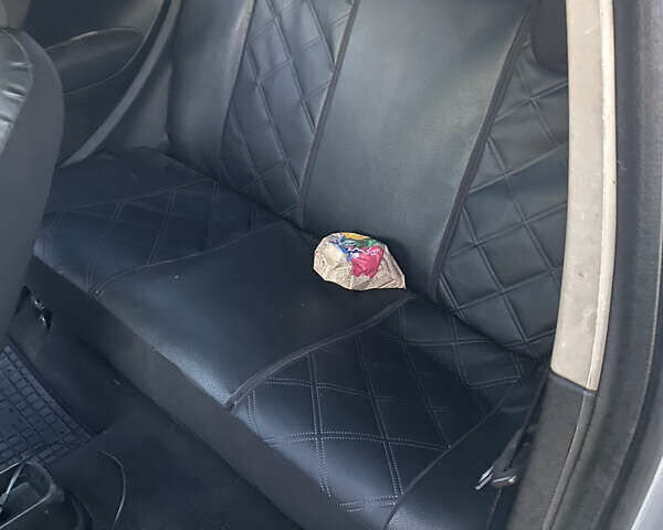 Сірий Фіат Пунто, об'ємом двигуна 1.24 л та пробігом 350 тис. км за 2999 $, фото 10 на Automoto.ua