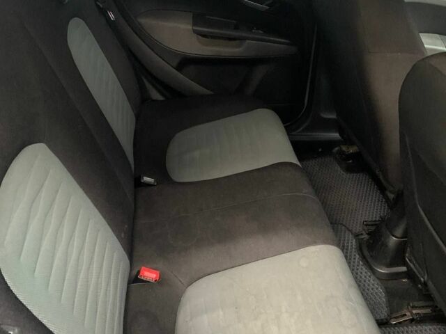 Серый Фиат Пунто, объемом двигателя 1.4 л и пробегом 212 тыс. км за 3700 $, фото 6 на Automoto.ua