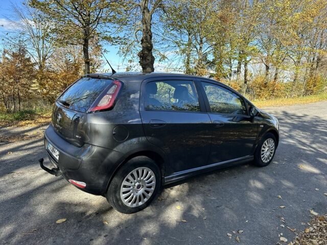 Фиат Пунто 2010 в Коломые на Automoto.ua Серый Фиат Пунто, объемом двигателя 1.2 л и пробегом 218 тыс. км за 4699 $, фото 5 на Automoto.ua