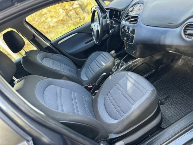 Фиат Пунто 2010 в Коломые на Automoto.ua Серый Фиат Пунто, объемом двигателя 1.2 л и пробегом 218 тыс. км за 4699 $, фото 8 на Automoto.ua