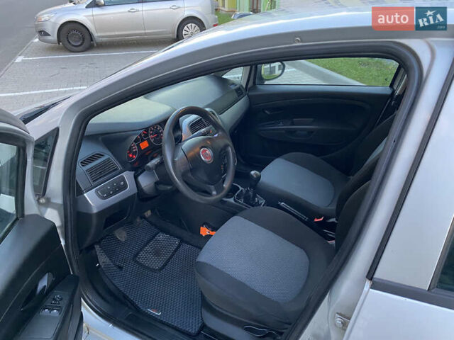 Сірий Фіат Пунто, об'ємом двигуна 1.25 л та пробігом 253 тис. км за 3700 $, фото 11 на Automoto.ua