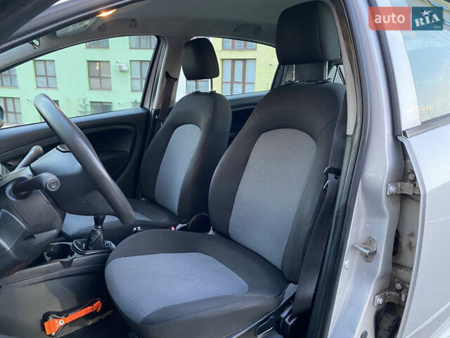 Сірий Фіат Пунто, об'ємом двигуна 1.25 л та пробігом 253 тис. км за 3700 $, фото 12 на Automoto.ua