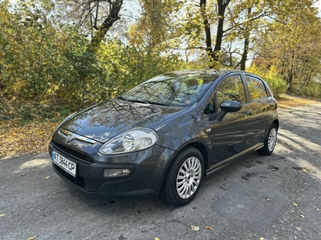 Фиат Пунто 2010 в Коломые на Automoto.ua Серый Фиат Пунто, объемом двигателя 1.2 л и пробегом 218 тыс. км за 4699 $, фото 2 на Automoto.ua