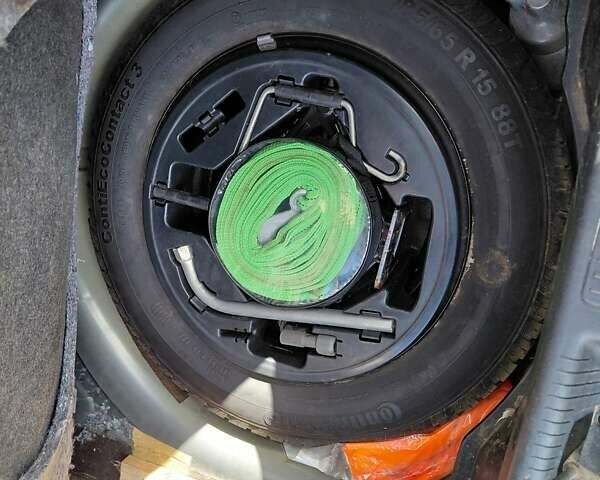 Фиат Пунто 2010 в Житомире на Automoto.ua Серый Фиат Пунто, объемом двигателя 1.3 л и пробегом 220 тыс. км за 5000 $, фото 4 на Automoto.ua