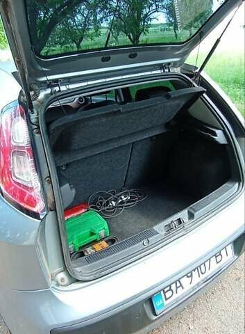 Сірий Фіат Пунто, об'ємом двигуна 1.3 л та пробігом 184 тис. км за 4000 $, фото 1 на Automoto.ua