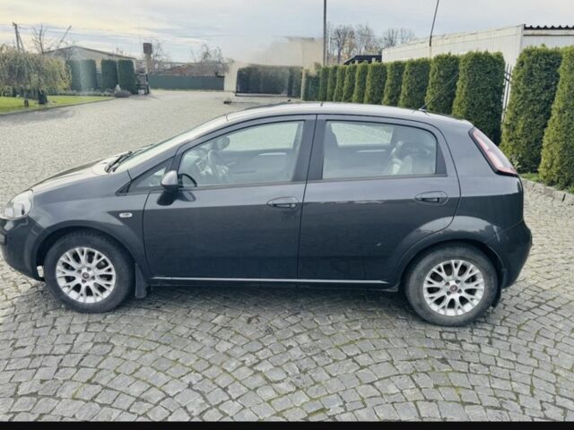 Сірий Фіат Пунто, об'ємом двигуна 1.4 л та пробігом 171 тис. км за 5400 $, фото 1 на Automoto.ua