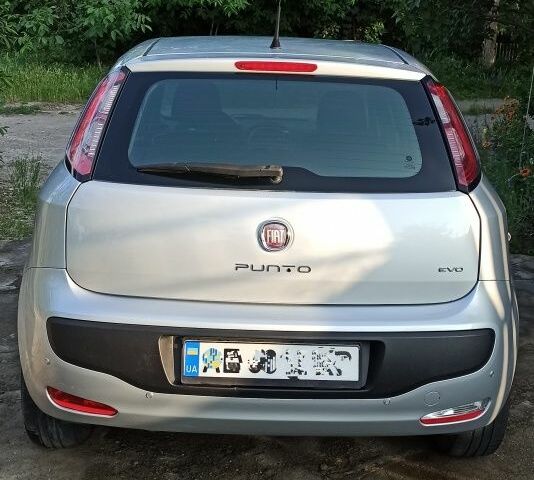 Серый Фиат Пунто, объемом двигателя 0 л и пробегом 140 тыс. км за 5200 $, фото 2 на Automoto.ua