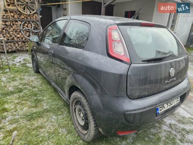 Сірий Фіат Пунто, об'ємом двигуна 1.25 л та пробігом 289 тис. км за 3899 $, фото 10 на Automoto.ua