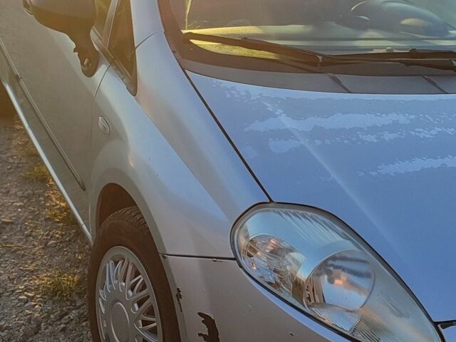 Серый Фиат Пунто, объемом двигателя 1.3 л и пробегом 227 тыс. км за 3000 $, фото 3 на Automoto.ua