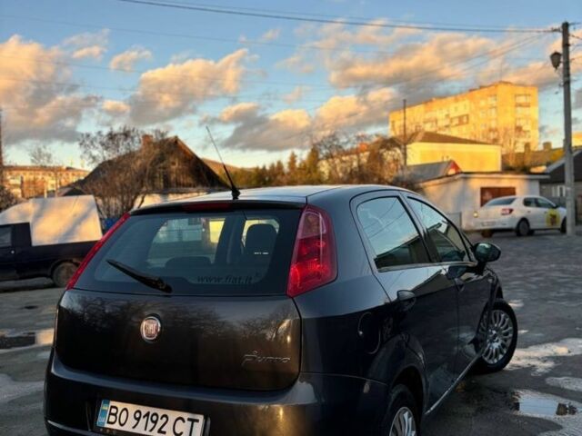 Серый Фиат Пунто, объемом двигателя 1.2 л и пробегом 210 тыс. км за 3850 $, фото 5 на Automoto.ua