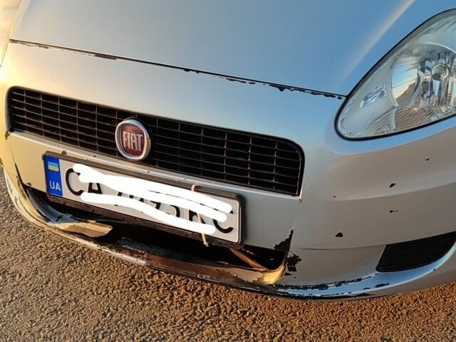 Серый Фиат Пунто, объемом двигателя 1.3 л и пробегом 227 тыс. км за 3000 $, фото 1 на Automoto.ua