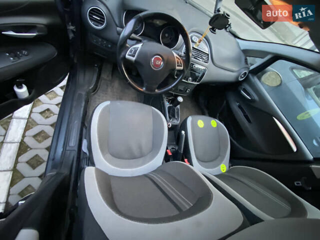 Сірий Фіат Пунто, об'ємом двигуна 1.25 л та пробігом 229 тис. км за 4000 $, фото 11 на Automoto.ua