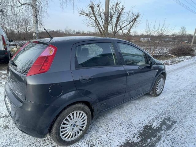 Серый Фиат Пунто, объемом двигателя 1 л и пробегом 207 тыс. км за 4500 $, фото 2 на Automoto.ua