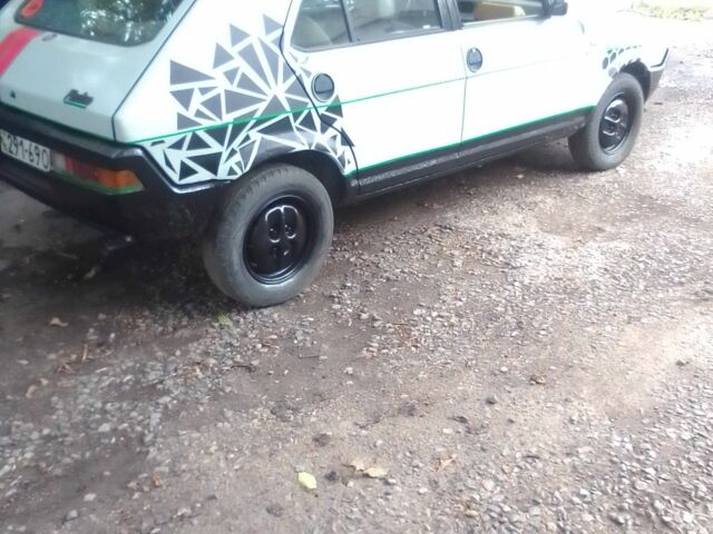 Серый Фиат Пунто, объемом двигателя 1 л и пробегом 2 тыс. км за 30000 $, фото 3 на Automoto.ua