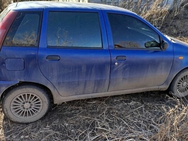 Фиат Пунто 1994 в Изюме на Automoto.ua Синий Фиат Пунто, объемом двигателя 1.1 л и пробегом 1 тыс. км за 1487 $, фото 2 на Automoto.ua