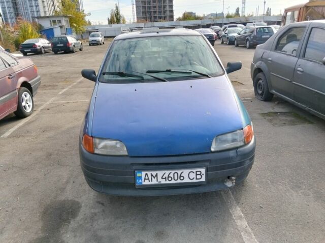 Фиат Пунто 1996 в Киеве на Automoto.ua Синий Фиат Пунто, объемом двигателя 1.1 л и пробегом 254 тыс. км за 850 $, фото 1 на Automoto.ua