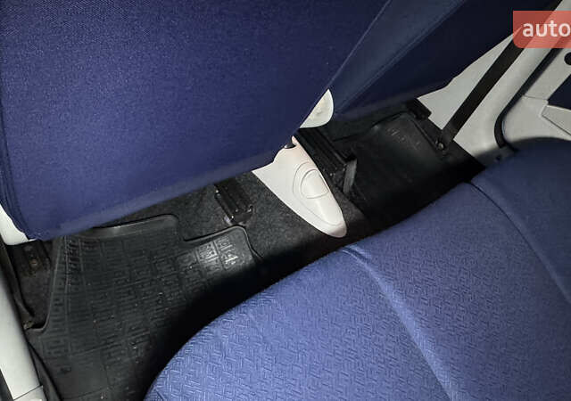 Синий Фиат Пунто, объемом двигателя 1.24 л и пробегом 168 тыс. км за 3500 $, фото 30 на Automoto.ua