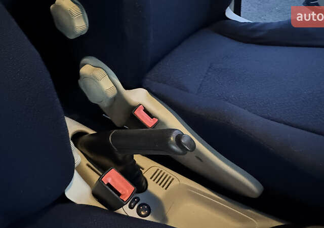 Синий Фиат Пунто, объемом двигателя 1.24 л и пробегом 168 тыс. км за 3500 $, фото 41 на Automoto.ua