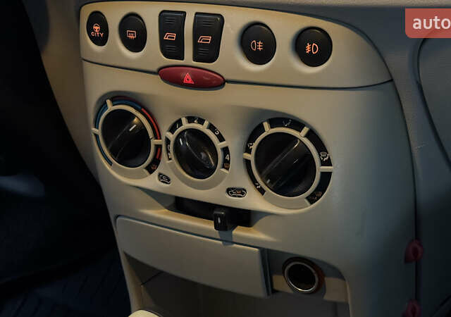 Синий Фиат Пунто, объемом двигателя 1.24 л и пробегом 168 тыс. км за 3500 $, фото 49 на Automoto.ua