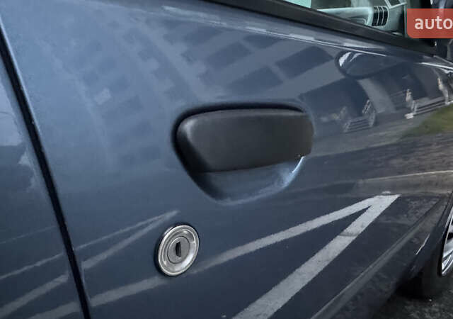 Синий Фиат Пунто, объемом двигателя 1.24 л и пробегом 168 тыс. км за 3500 $, фото 17 на Automoto.ua