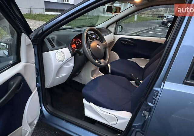 Синий Фиат Пунто, объемом двигателя 1.24 л и пробегом 168 тыс. км за 3500 $, фото 25 на Automoto.ua