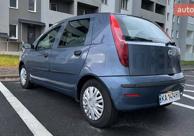 Синий Фиат Пунто, объемом двигателя 1.24 л и пробегом 168 тыс. км за 3500 $, фото 7 на Automoto.ua