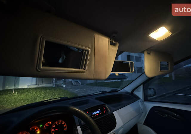 Синий Фиат Пунто, объемом двигателя 1.24 л и пробегом 168 тыс. км за 3500 $, фото 63 на Automoto.ua