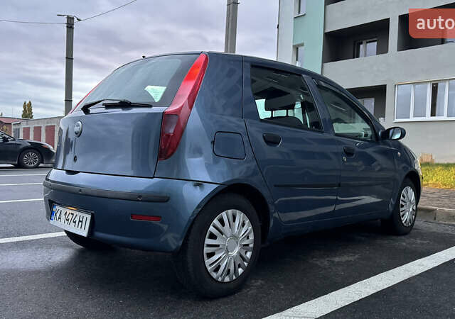 Синий Фиат Пунто, объемом двигателя 1.24 л и пробегом 168 тыс. км за 3500 $, фото 1 на Automoto.ua