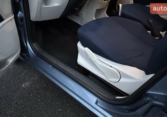 Синий Фиат Пунто, объемом двигателя 1.24 л и пробегом 168 тыс. км за 3500 $, фото 24 на Automoto.ua