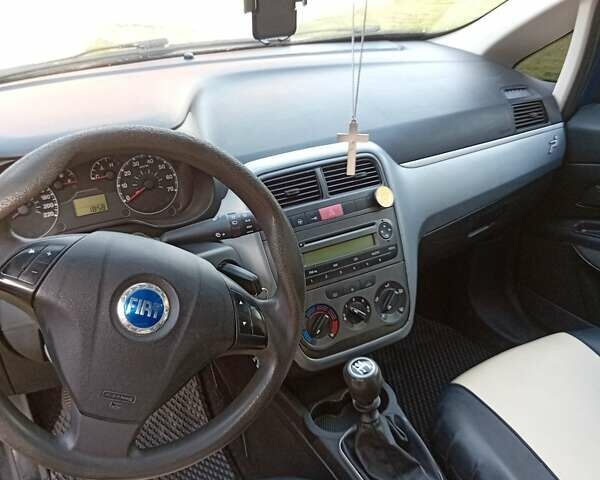 Синій Фіат Пунто, об'ємом двигуна 1.2 л та пробігом 189 тис. км за 2500 $, фото 14 на Automoto.ua
