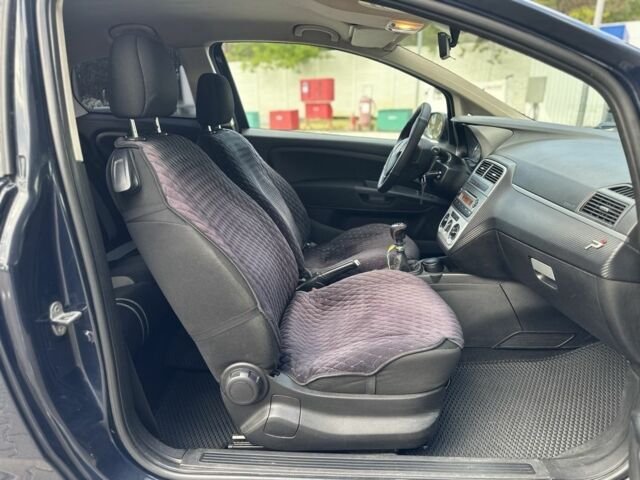 Синий Фиат Пунто, объемом двигателя 1.4 л и пробегом 140 тыс. км за 4500 $, фото 22 на Automoto.ua