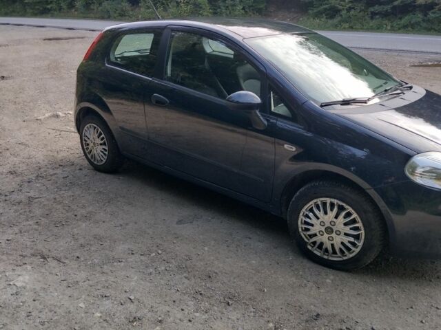 Синій Фіат Пунто, об'ємом двигуна 0 л та пробігом 127 тис. км за 3200 $, фото 2 на Automoto.ua