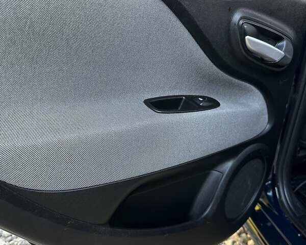 Фиат Пунто 2010 в Бережанах на Automoto.ua Синий Фиат Пунто, объемом двигателя 1.25 л и пробегом 242 тыс. км за 4299 $, фото 20 на Automoto.ua