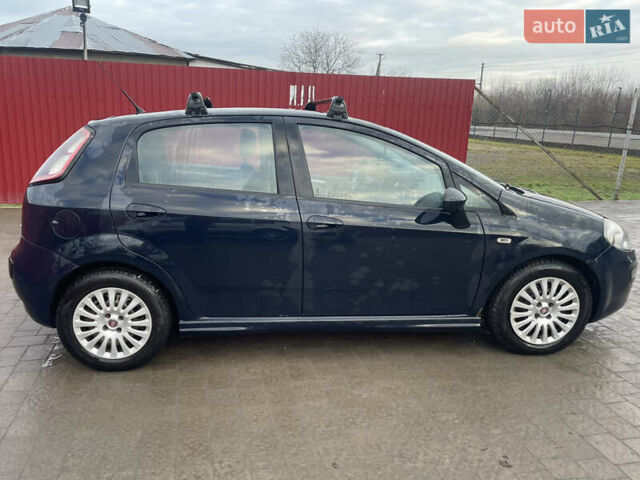 Синій Фіат Пунто, об'ємом двигуна 1.25 л та пробігом 245 тис. км за 2999 $, фото 5 на Automoto.ua