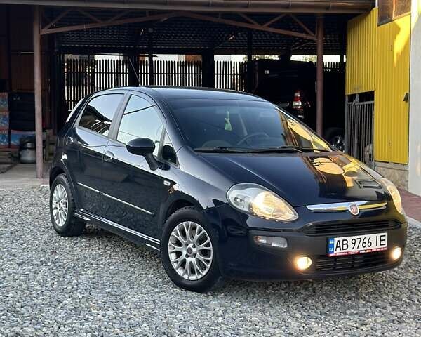 Фиат Пунто 2010 в Бережанах на Automoto.ua Синий Фиат Пунто, объемом двигателя 1.25 л и пробегом 242 тыс. км за 4299 $, фото 2 на Automoto.ua