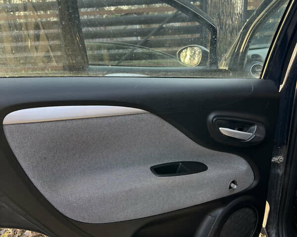 Синій Фіат Пунто, об'ємом двигуна 1.25 л та пробігом 245 тис. км за 2999 $, фото 21 на Automoto.ua