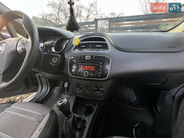 Синій Фіат Пунто, об'ємом двигуна 1.25 л та пробігом 245 тис. км за 2999 $, фото 35 на Automoto.ua