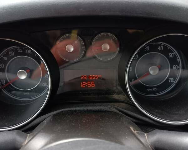 Синий Фиат Пунто, объемом двигателя 1.24 л и пробегом 230 тыс. км за 4200 $, фото 1 на Automoto.ua