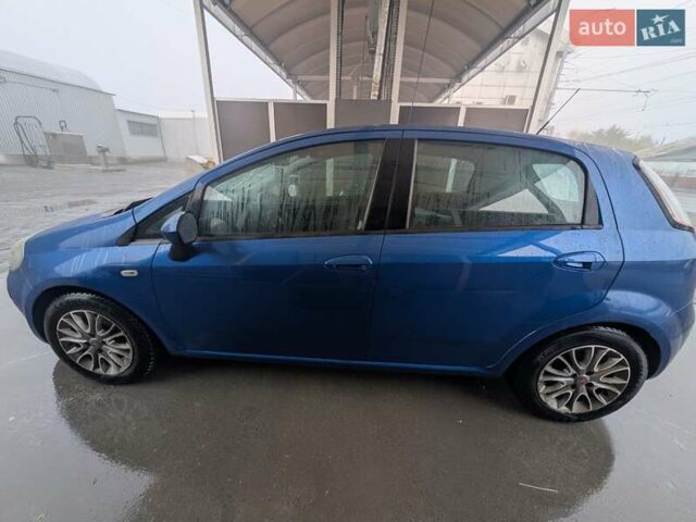 Фиат Пунто 2011 в Днепре (Днепропетровске) на Automoto.ua Синий Фиат Пунто, объемом двигателя 1.25 л и пробегом 238 тыс. км за 4500 $, фото 1 на Automoto.ua