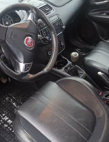 Синій Фіат Пунто, об'ємом двигуна 1.2 л та пробігом 215 тис. км за 5900 $, фото 11 на Automoto.ua