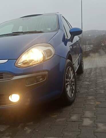 Синій Фіат Пунто, об'ємом двигуна 1.2 л та пробігом 215 тис. км за 5900 $, фото 4 на Automoto.ua