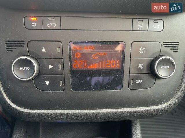 Синій Фіат Пунто, об'ємом двигуна 1.37 л та пробігом 238 тис. км за 5100 $, фото 14 на Automoto.ua