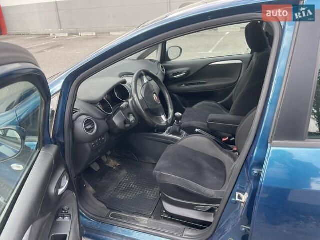 Синій Фіат Пунто, об'ємом двигуна 1.37 л та пробігом 238 тис. км за 5100 $, фото 8 на Automoto.ua